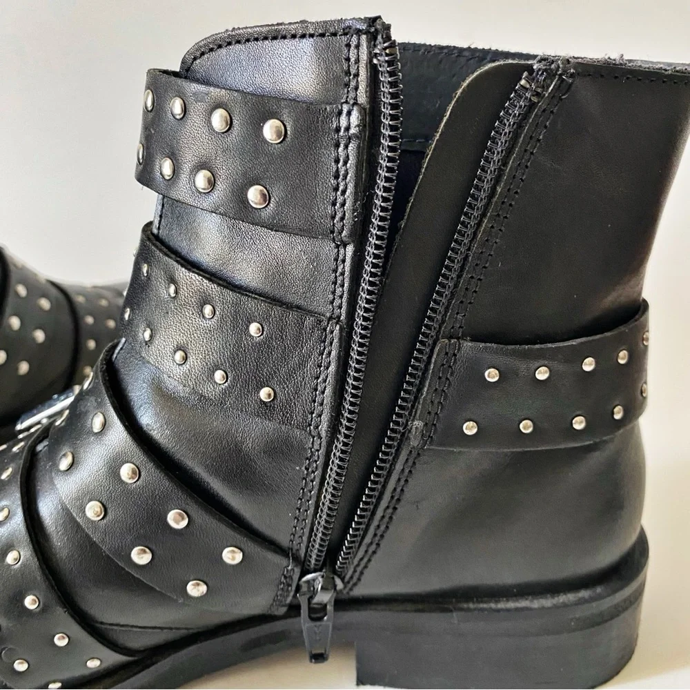 Topshop Size 5 1/2 Biker Moto Boot Amelia Leather With Studs - Picture 6 of 9